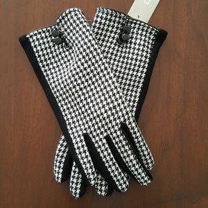 New Chicos Houndstooth Driving Gloves
